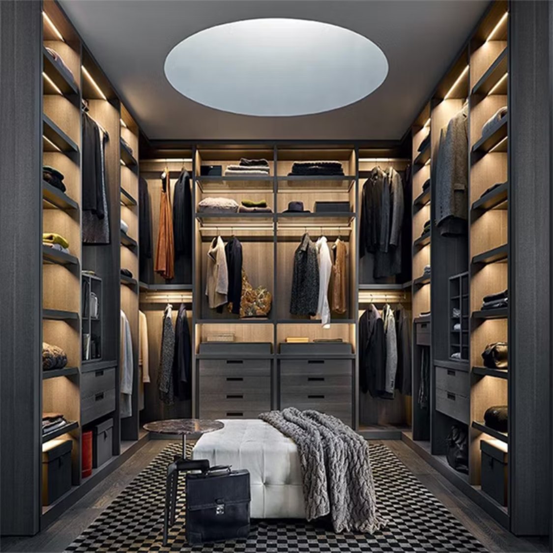 Walk-in Wardrobe